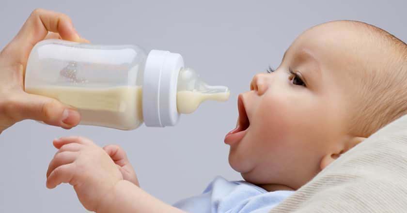 علائم حساسیت به شیر در نوزادان کدامند؟